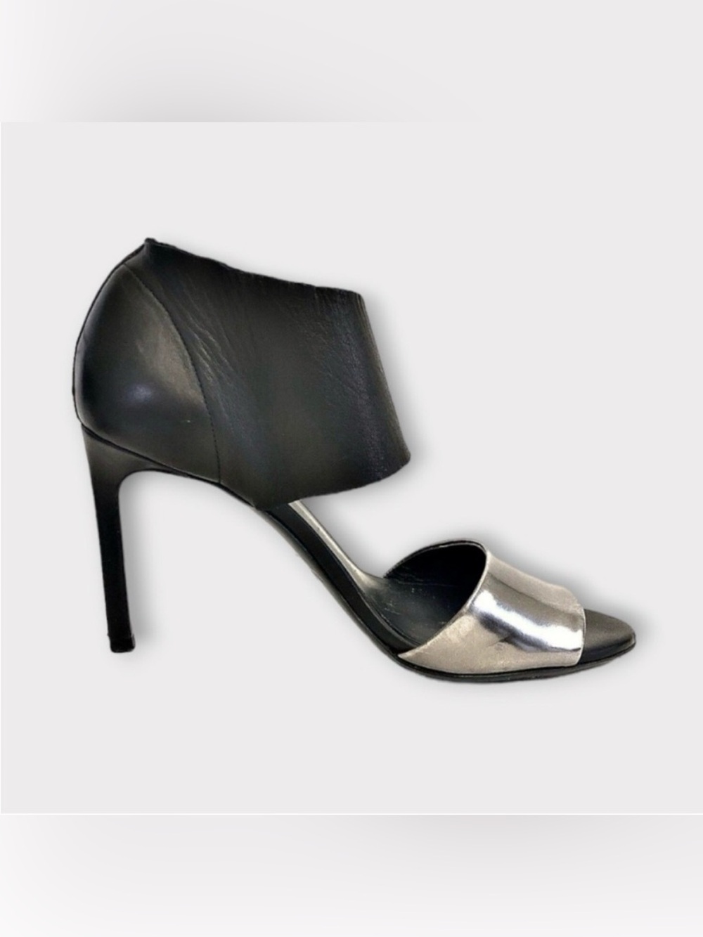 Vince Stephanie Black Silver Leather Ankle Cuff Stiletto Heels 9.5 Italy